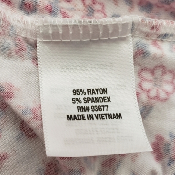 Saint John's Bay Women's Skirt Stretchy Casual Floral Red White Plus Size 4X NWT - Picture 9 of 13